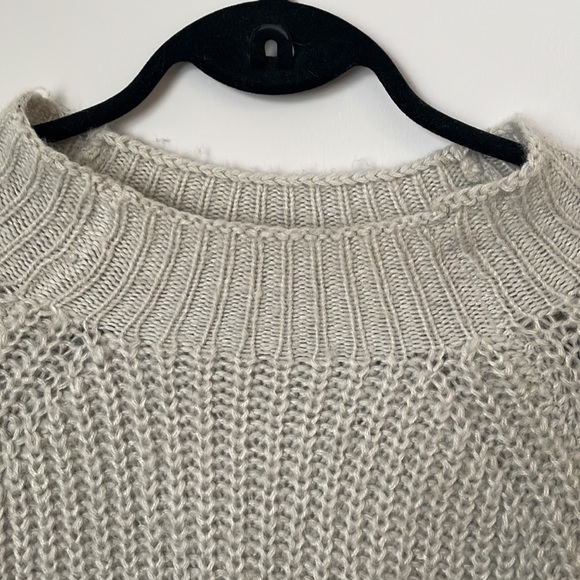 Cozy sweater - Picture 2 of 4